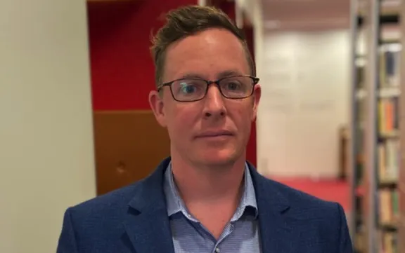 Thị thực mới cho nhà đầu tư kinh doanh: 'Đo ni đóng giày' cho thế hệ Baby Boomer 2 Immigration adviser Tobias Tohill from UVISA Immigration