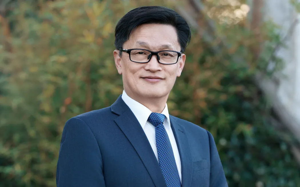 Đông đảo ứng viên gốc Á tranh cử vào Hội đồng thành phố Auckland 8 Paul Young