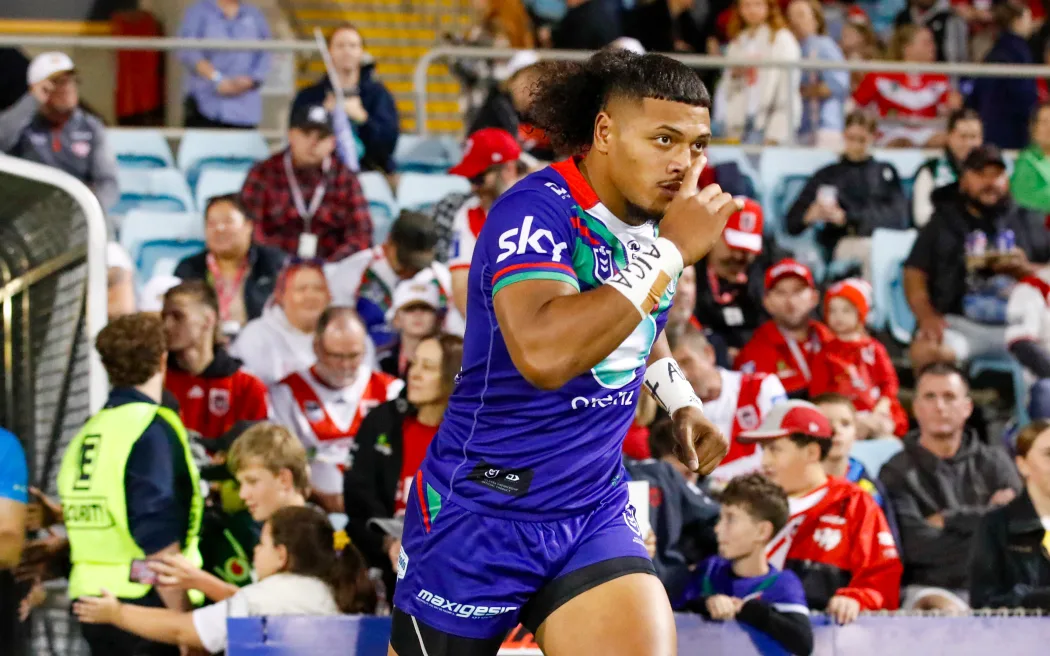 Demitric Vaimauga runs out. St George Dragons v One NZ Warriors. NRL Rugby League, WIN Stadium, NSW, Australia, Saturday 10th May 2025.