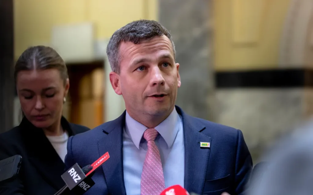 Phó Thủ tướng David Seymour: Xây trường học giờ đây 'tiết kiệm hơn nhiều' 1 Bridge