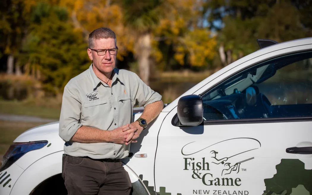 Giấy phép câu cá gia đình của Fish & Game thay đổi: Phụ nữ được câu độc lập, xóa bỏ 'bất thường lịch sử' 2 Fish and Game South Island spokesperson Richard Cosgrove.