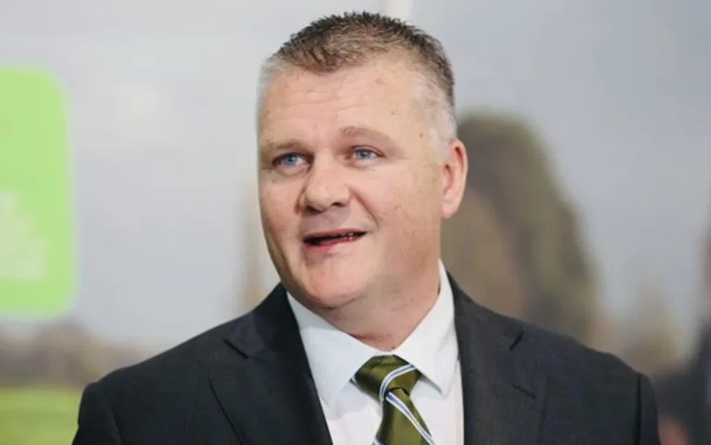 Fonterra Vẫn Vững Vàng Dù Lợi Nhuận Ròng Giảm Nhẹ, Đạt Hơn 1 Tỷ USD 1 Fonterra chief executive Miles Hurrell.