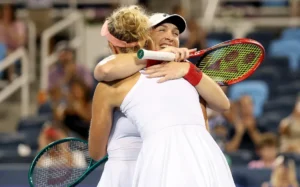 Gabriela Dabrowski of Canada and Erin Routliffe of New Zealand celebrate.