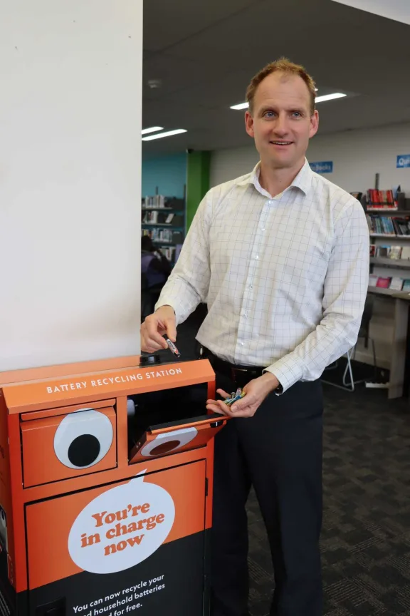 Hutt City Council’s Head of Climate, Waste and Resource Recovery Jörn Scherzer with one of the new battery recycling units.