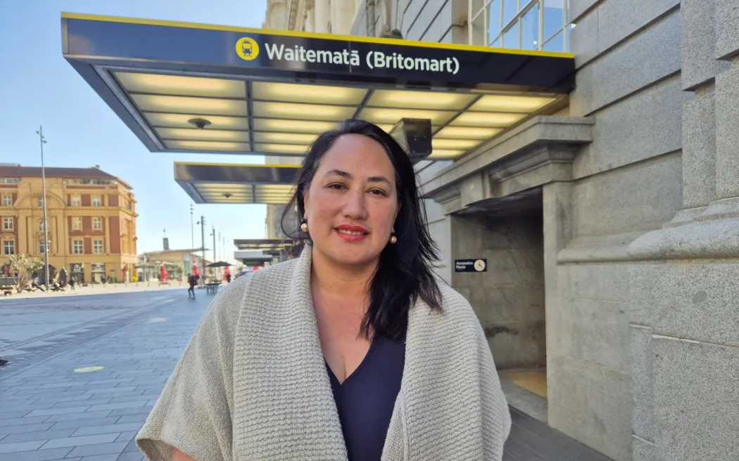 Auckland mayoral candidate Kerrin Leoni unveiled her transport policy plan at Waitematā Station on Thursday morning.