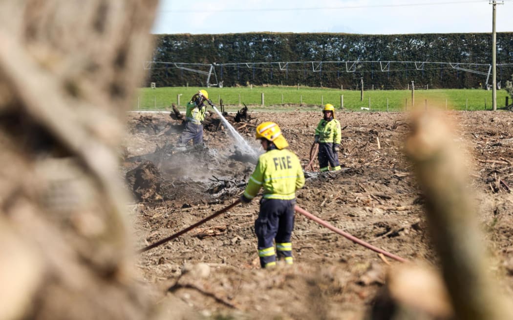 Hỏa hoạn kinh hoàng ở Southbridge: Bộ sưu tập xe cổ cả đời của người cha hóa tro bụi 3 Southbridge fire