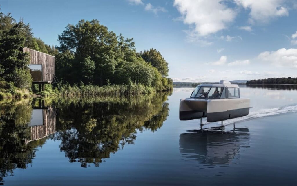 The VS–9 is designed and manufactured in Auckland bringing carbon fibre hydrofoils seen in the America's Cup to passenger transport.