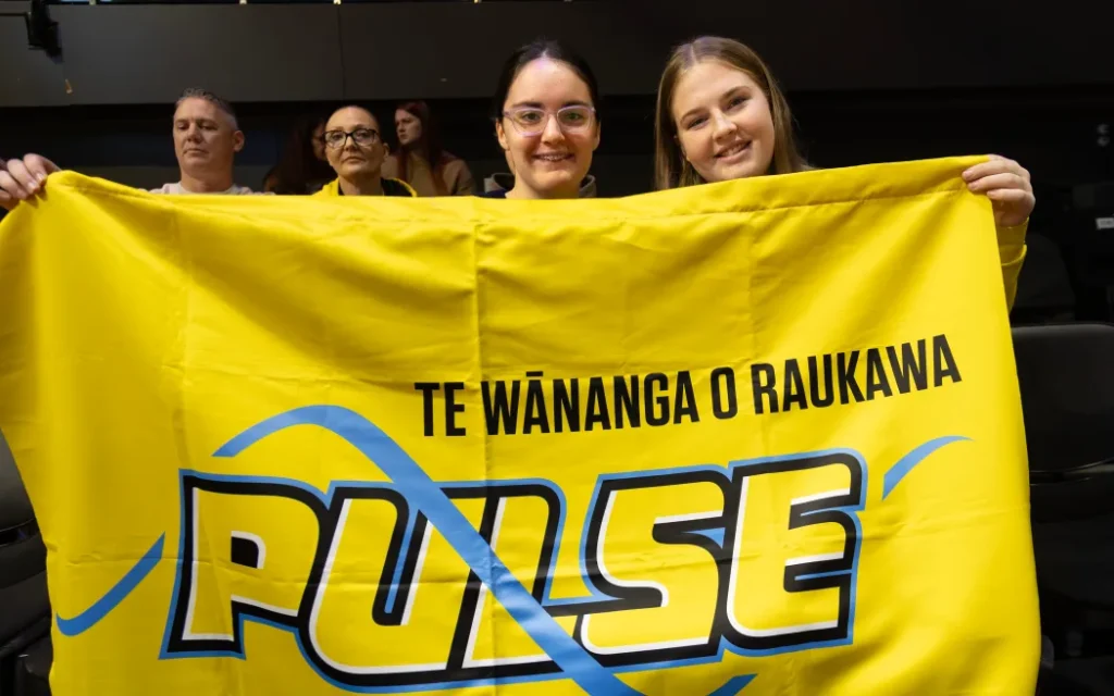 Fans of the Wellington Pulse.