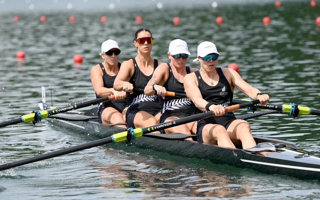 Các tay chèo New Zealand **phấn khích** với nội dung hỗn hợp: 'Sẽ được bứt tốc chưa từng thấy!' 2 Women's Four Juliette Lequeux, Alana Sherman, Isla Blake and Beckie Leigh of New Zealand during the World Rowing Cup Lucerne, Switzerland, 2025.