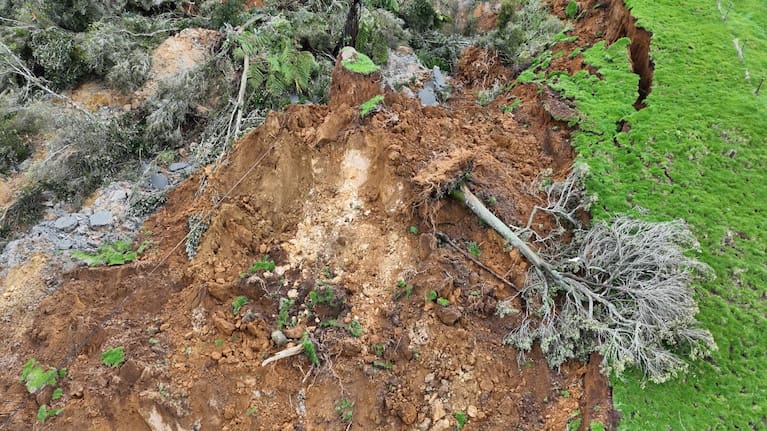 A huge slip pictured on Kopaki Road, Waitomo.