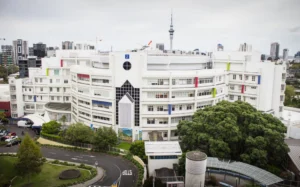 Starship hospital