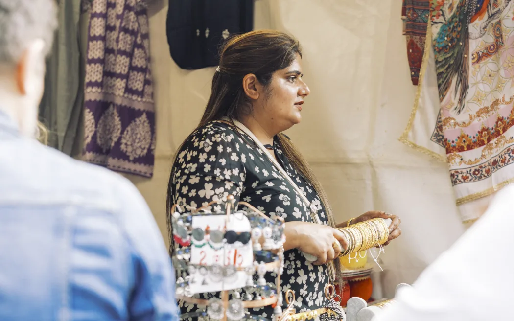 Lễ hội Diwali tại Auckland bùng nổ sắc màu, đa dạng trải nghiệm 6 Diwali vendor, 11 October.