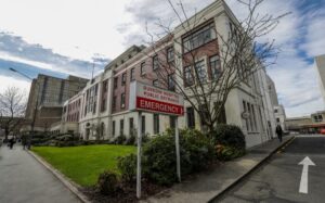 documents reveal bullying at dunedin hos 1 Hé lộ tài liệu chấn động: Bệnh viện Dunedin tràn lan bắt nạt, nhân viên Southland 'sống trong sợ hãi'