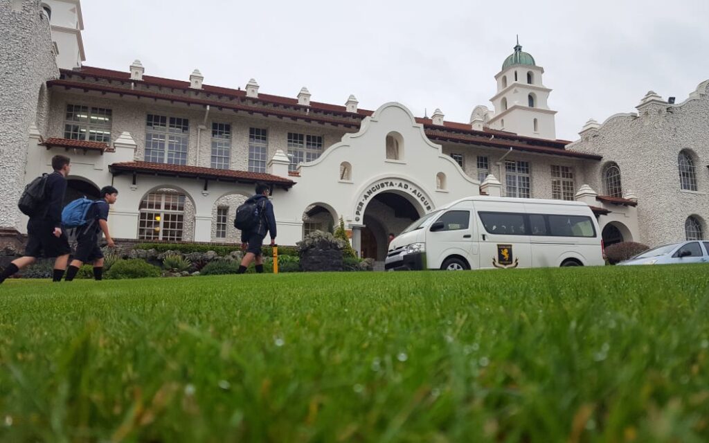 Dịch sởi bùng phát ở Auckland: Hàng trăm học sinh Trường Ngữ pháp Auckland phải nghỉ học 1 No caption