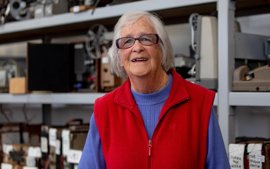 Kho báu lịch sử điện ảnh từ rạp Time Cinema Wellington lên sàn đấu giá 6 Time Cinema in Lyall Bay goes to auctions