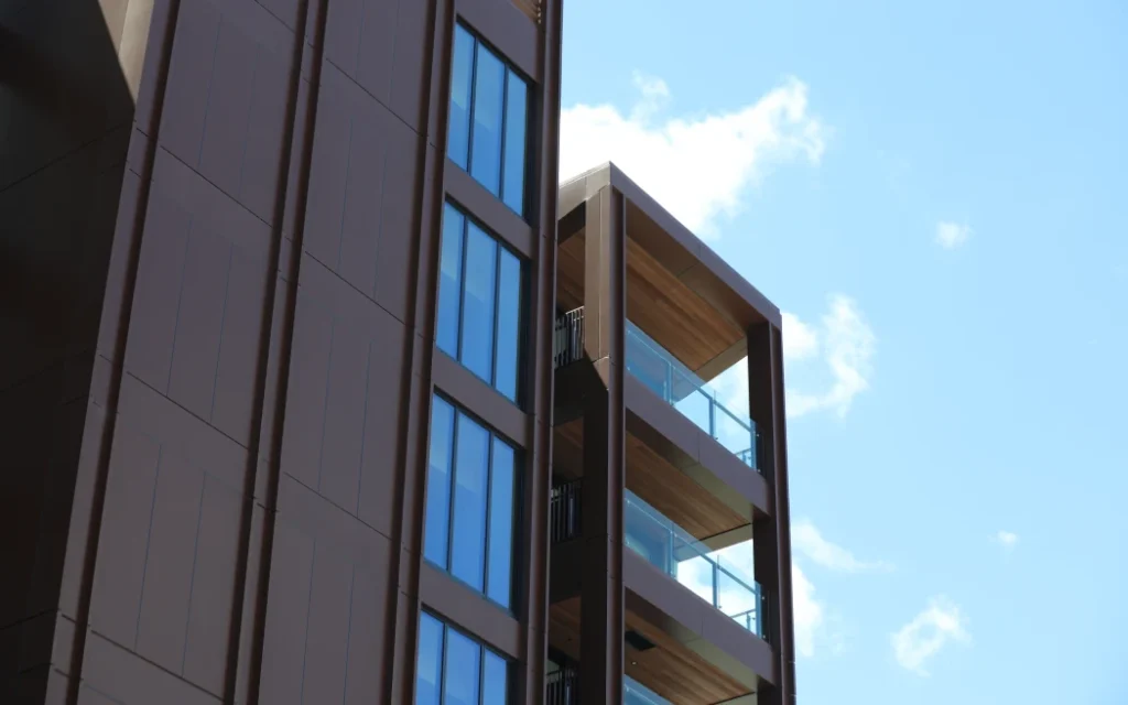 Sở hữu nhà đầu tiên dễ hơn nhờ nhà đầu tư? Mô hình mới gây chú ý 1 Catalina Bay apartments in Hobsonville Point