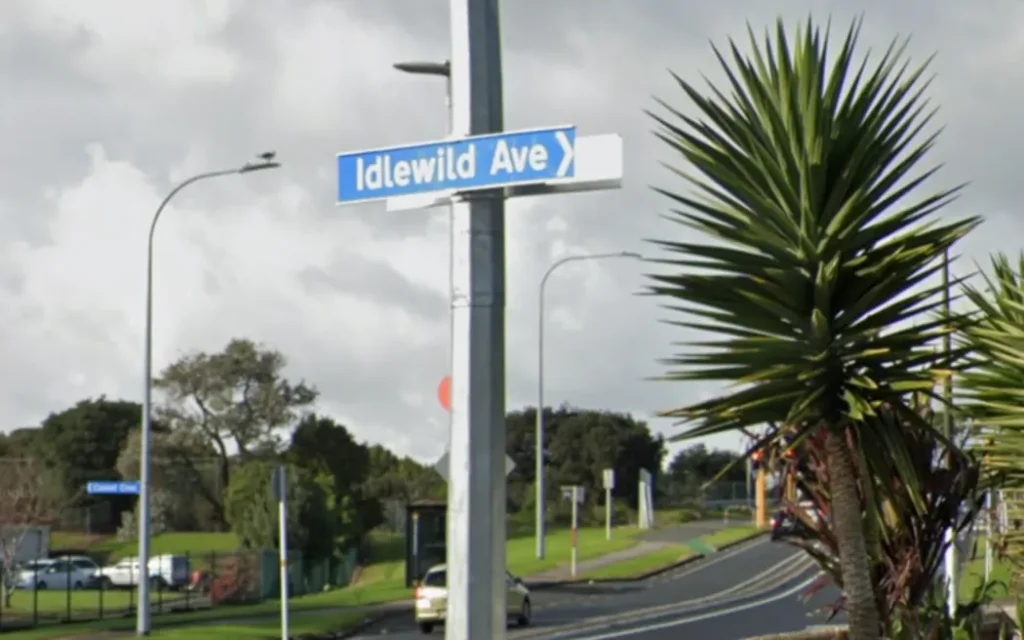 Idlewild Avenue entrance off Bader Drive, Mangere.