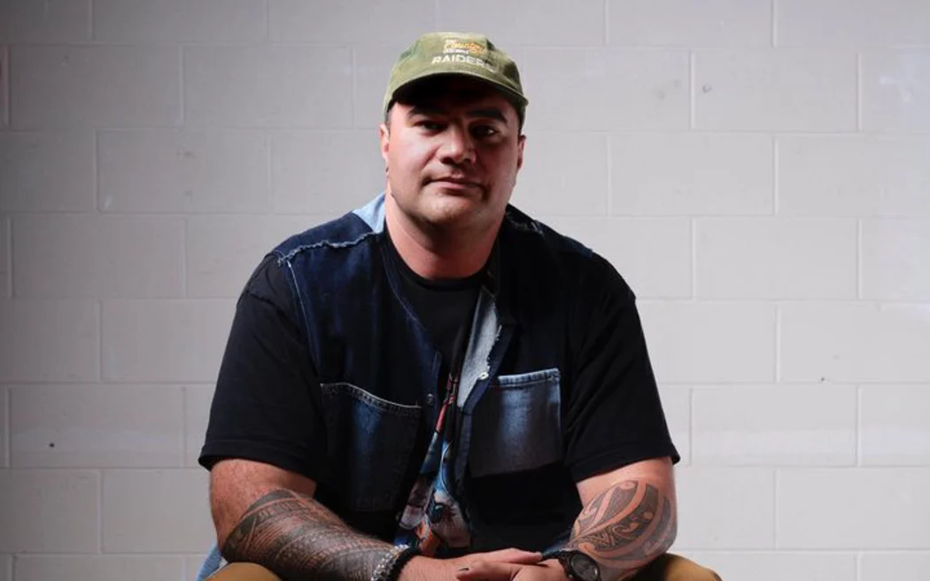 Haka bị la ó: Cổ vũ quá khích hay thiếu tôn trọng văn hóa? 5 Jordaan Tuitama (Waikato-Tainui, Sāmoa) known as Creative Taro, told RNZ it was