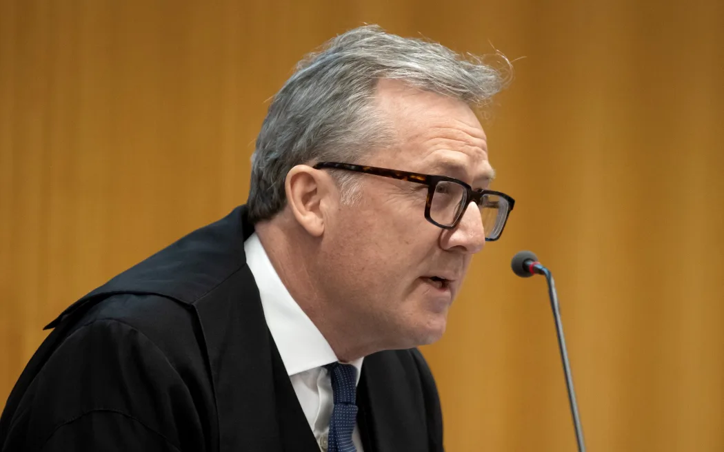 Kẻ khủng bố vụ thảm sát Christchurch có thể bị triệu tập làm nhân chứng điều tra 3 Justice Jonathan Eaton during the retrial of David Charles Benbow at the High Court in Christchurch on 21 August, 2023.
