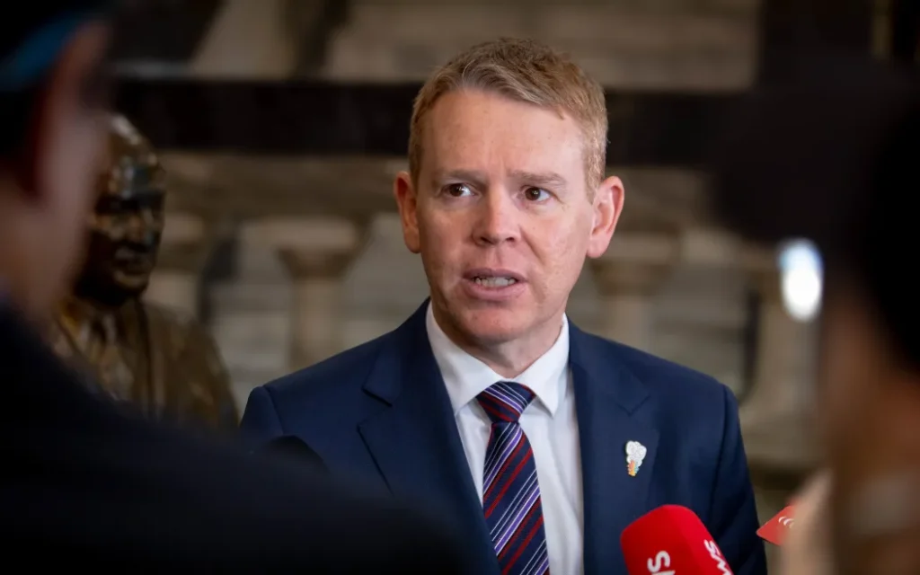Đảng Lao động New Zealand "chốt" chính sách thuế: Chỉ đánh thuế thu nhập từ vốn giới hạn, không áp thuế tài sản 1 Bridge