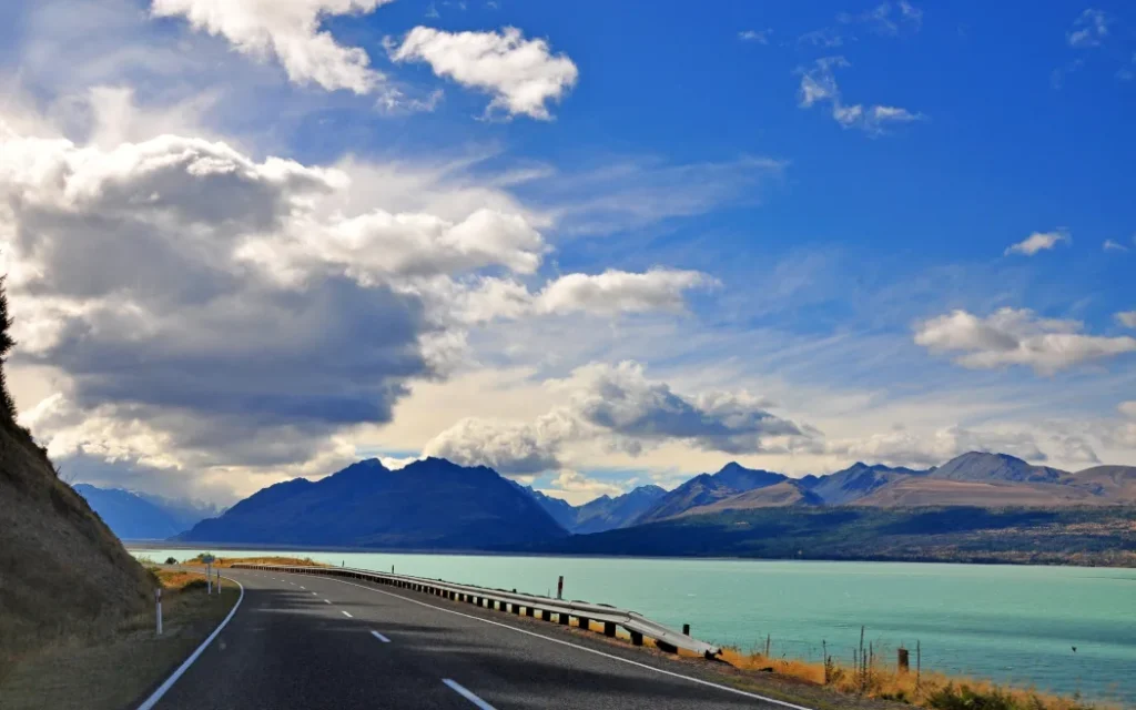 Mưa lớn, tuyết dày "tiếp sức" hồ thủy điện, giá điện hạ nhiệt 1 Lake Pukaki