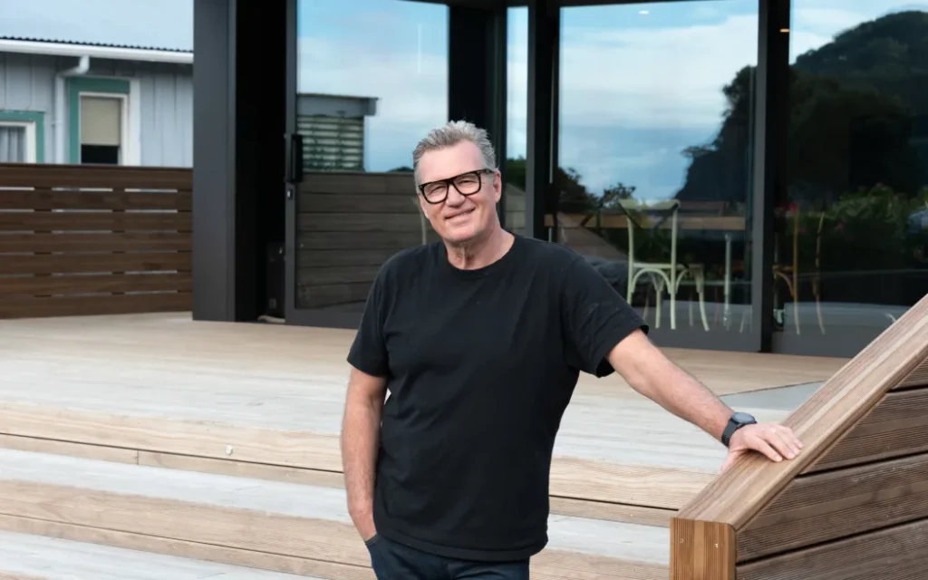 Sir John Kirwan và Bộ Y tế New Zealand ra mắt nền tảng sức khỏe tinh thần ứng dụng AI 1 John Kirwan