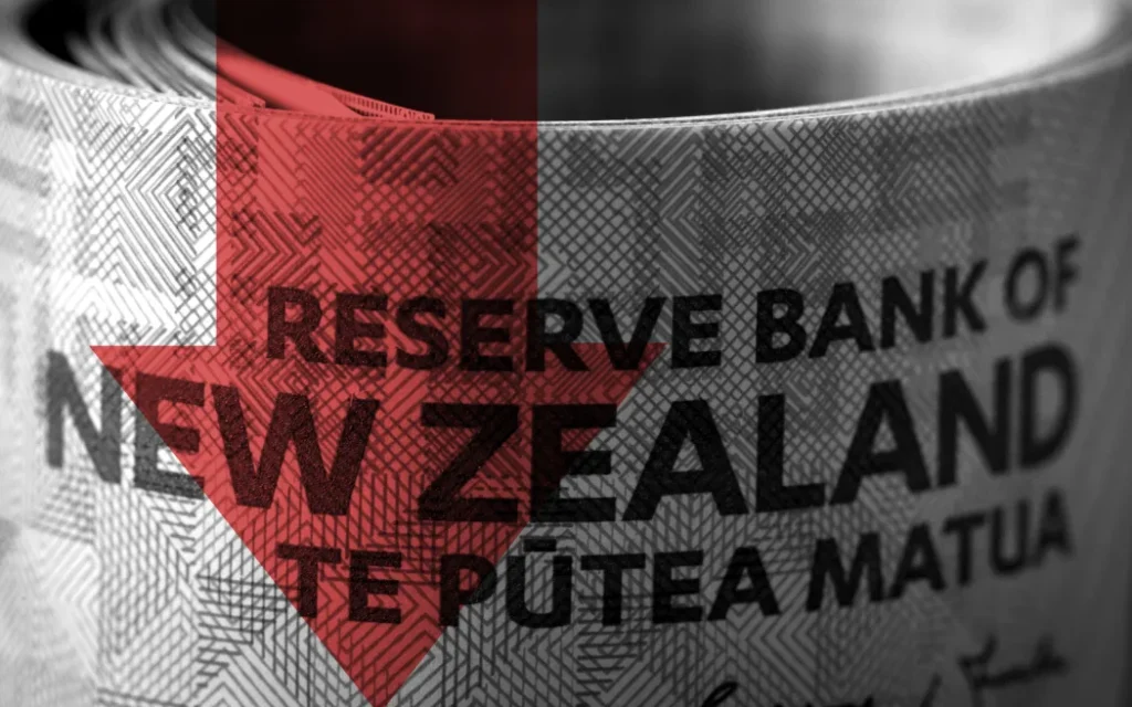 Niềm tin doanh nghiệp New Zealand giảm sút: Khảo sát quý của NZIER chỉ rõ bức tranh ảm đạm 1 Money and arrow pointing down