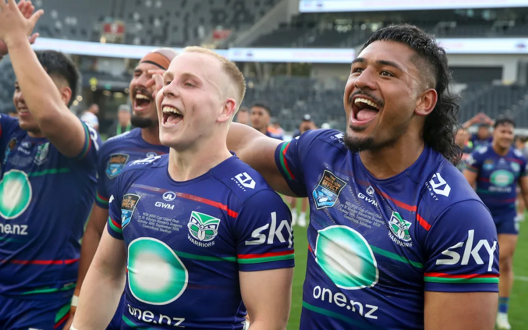 Warriors tranh tài ngày chung kết NRL: Toàn bộ thông tin bạn cần biết 4 The Warriors celebrate after beating St George. NSW Cup Grand Final.