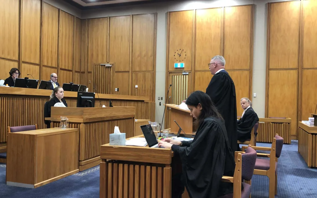 Viagogo kháng cáo phán quyết lừa dối người mua vé: "Chúng tôi không lừa dối khách hàng!" 2 Aaron Lloyd in court.