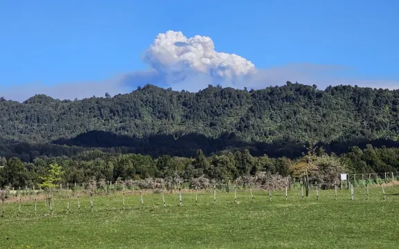 Smoke from the Tongariro National Park fire can be seen from a property more than 25km away.