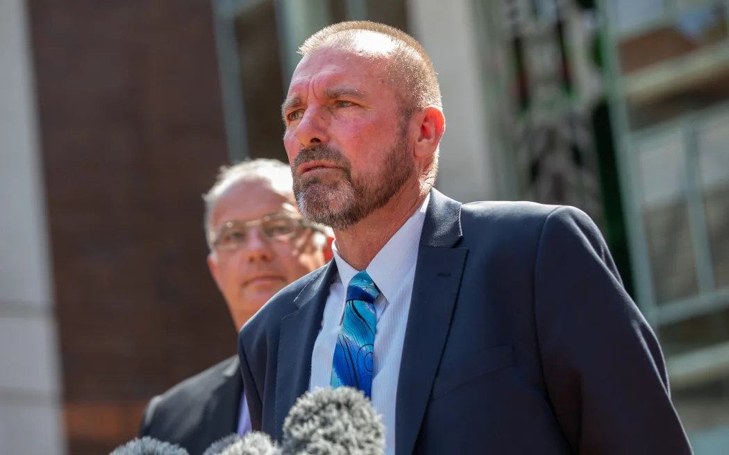 Nark: Tự do sớm, tiền bạc, chỗ ở - Nhân chứng vụ án mạng trong tù khẳng định không nói dối 6 The man who murdered British backpacker Grace Millane will spend at least 17 years behind bars.