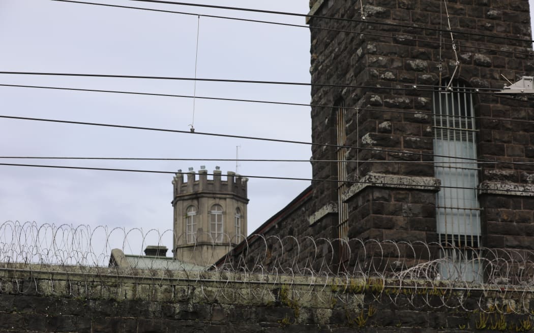 Nark: Tự do sớm, tiền bạc, chỗ ở - Nhân chứng vụ án mạng trong tù khẳng định không nói dối 3 Mt Eden Prison