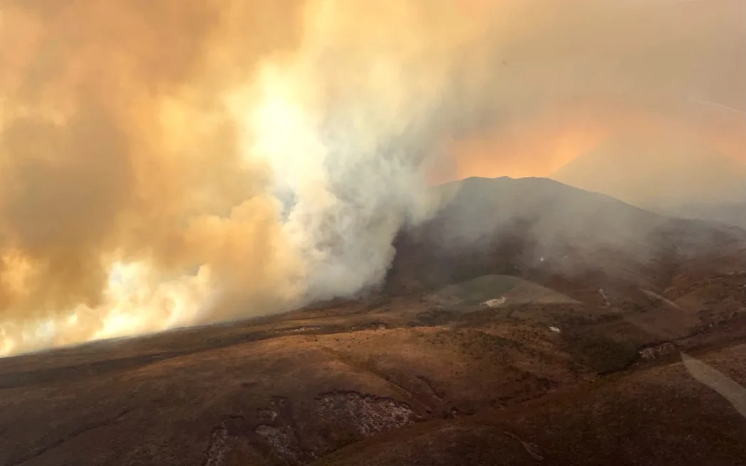 Firefighters continue to battle the Tongariro National Park wildfire. Pics taken on 10 Nov