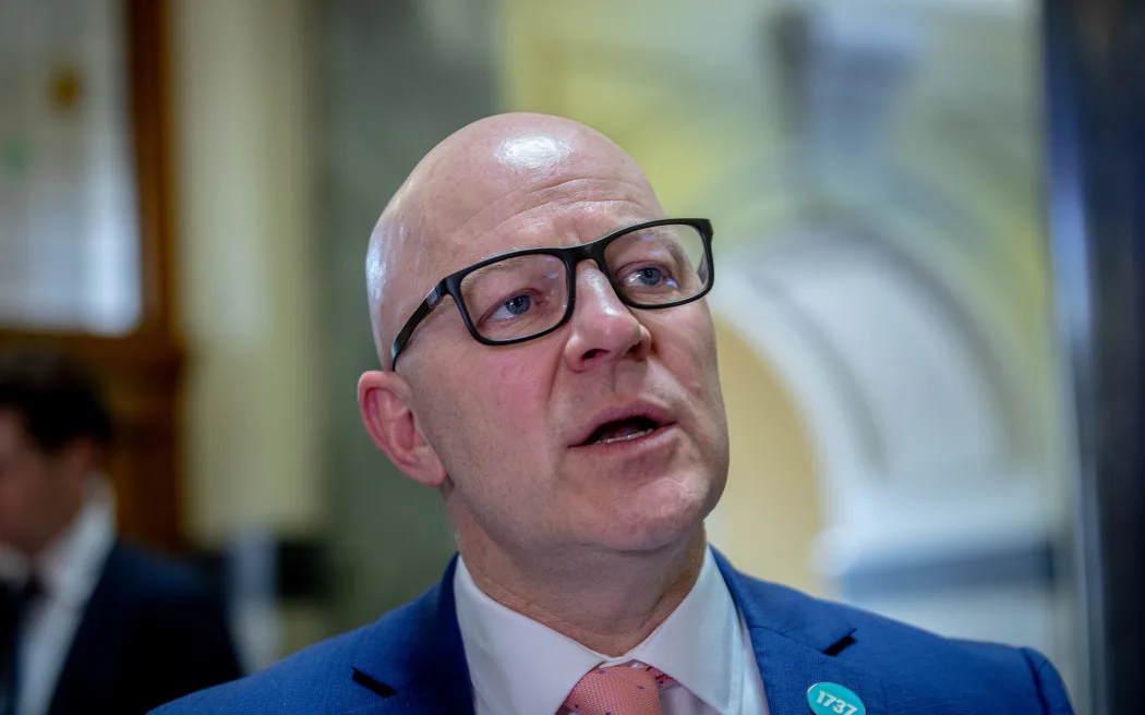 Nông dân Canterbury 'kêu cứu' vì chi phí cấp phép tăng phi mã, chính phủ cần hành động ngay 2 bridge