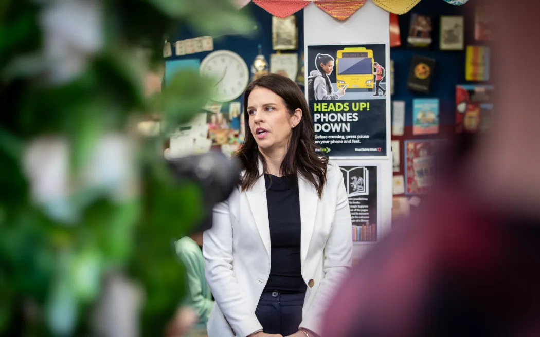 Học giả cảnh báo: 'Pha loãng' chương trình lịch sử, nguy cơ 'đánh mất quá khứ' 3 Erica Stanford classrooms announcement