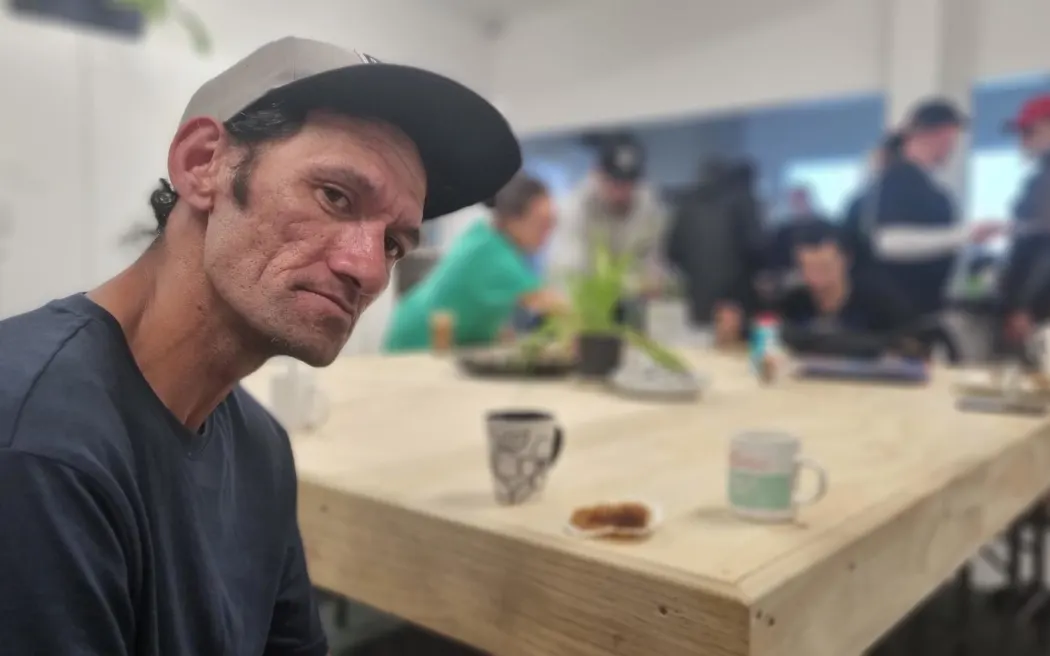 New Plymouth: Một đêm tại mái ấm "quá tải" giữa làn sóng vô gia cư tăng vọt 2 Shannon reckoned the YMCA night shelter was 'perfect'.