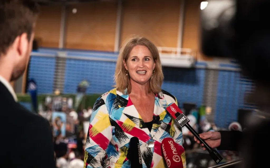 Du khách Trung Quốc có thể đến New Zealand qua Úc mà không cần visa 1 Louise Upston